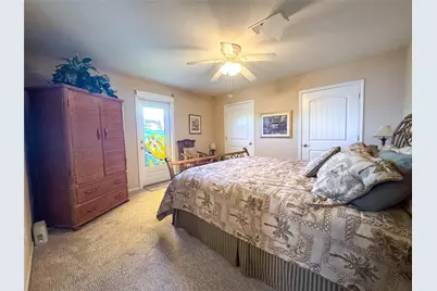 1031 Redfish Street, Bayou Vista, TX 77563 - Photo 13