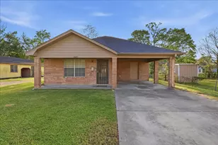 2020 Poplar St, Beaumont, TX 77701 - Photo 1