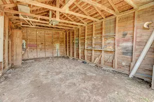 215 E Dahlgren Ave, Wharton, TX 77488 - Photo 21