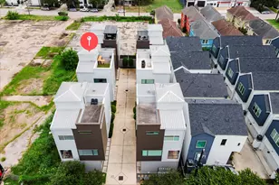 1153 W 17th St, Houston, TX 77008 - Photo 5