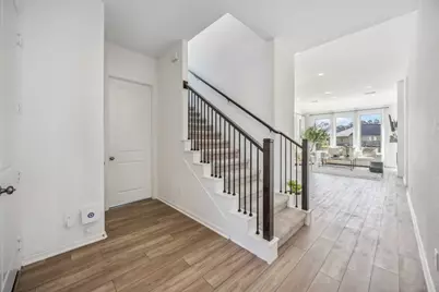 1384 Knollbridge Point Lane, Pinehurst, TX 77362 - Photo 5