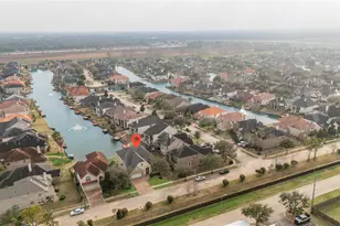 5322 Mornington Dr, Sugar Land, TX 77498 - Photo 49