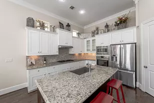 1831 Upland Lakes, Houston, TX 77043 - Photo 19