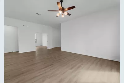 5843 Westwood Shore Drive, Katy, TX 77493 - Photo 11