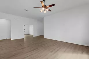 5843 Westwood Shr Dr, Katy, TX 77493 - Photo 11