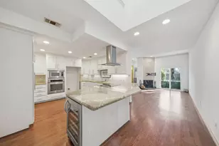 2220 Bering Dr, Houston, TX 77057 - Photo 5