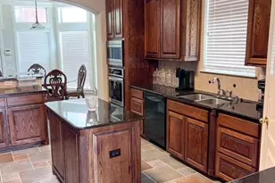 223 N Oak, Buna, TX 77612 - Photo 7