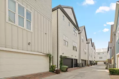 8668 Emnora Lane, Houston, TX 77080 - Photo 37