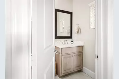 8668 Emnora Lane, Houston, TX 77080 - Photo 9