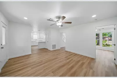 9711 Derrik Drive, Houston, TX 77080 - Photo 9