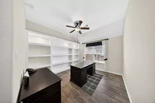 2829 Parkside Village Ct, Pearland, TX 77581 - Photo 27