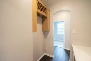 303 Vineyard Ct, Alvin, TX 77511 - Photo 21