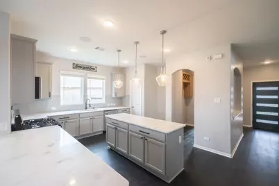 303 Vineyard Court, Alvin, TX 77511 - Photo 7