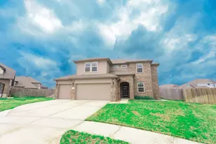 303 Vineyard Ct, Alvin, TX 77511 - Photo 1
