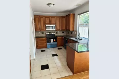 1220 Fountain View Drive #197, Houston, TX 77057 - Photo 5