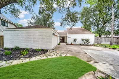 2303 Willow Lake Drive, Houston, TX 77077 - Photo 1