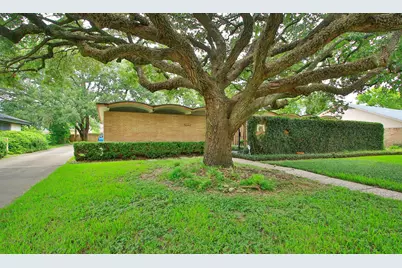 8222 Leader Street, Houston, TX 77036 - Photo 3