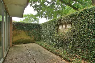 8222 Leader St, Houston, TX 77036 - Photo 37