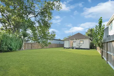 4013 King Street, Houston, TX 77026 - Photo 17