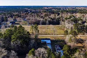 932 Sunny Dr, Livingston, TX 77351 - Photo 29