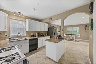 8112 Milredge St, Houston, TX 77017 - Photo 5