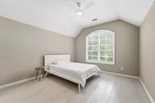 315 N Maple Glade Cir, The Woodlands, TX 77382 - Photo 25