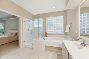 315 N Maple Glade Cir, The Woodlands, TX 77382 - Photo 15