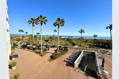 1401 E Beach Drive #109, Galveston, TX 77550 - Photo 5