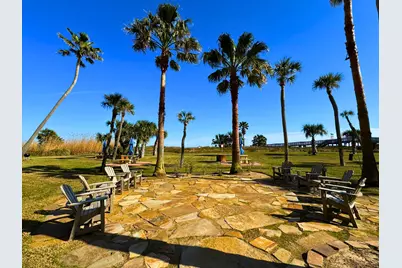 1401 E Beach Drive #109, Galveston, TX 77550 - Photo 19