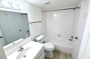 11983 Bob White Dr, Houston, TX 77035 - Photo 5