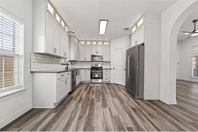 5905 Sawyer Drive, Pearland, TX 77581 - Photo 9