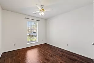 806 N Willow Dr, Houston, TX 77073 - Photo 15