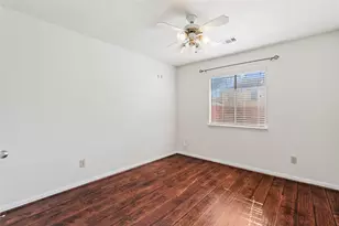 806 N Willow Dr, Houston, TX 77073 - Photo 13