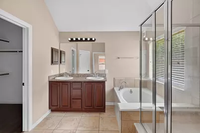 15 Butternut Grove Place, Tomball, TX 77375 - Photo 17