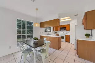 1315 Teal Glen Ct, Houston, TX 77062 - Photo 9