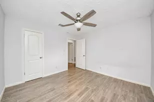 12907 Rolling Valley Dr, Cypress, TX 77429 - Photo 35