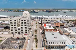 202 25th St, Galveston, TX 77550 - Photo 35