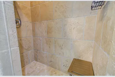 202 25th Street #202, Galveston, TX 77550 - Photo 17