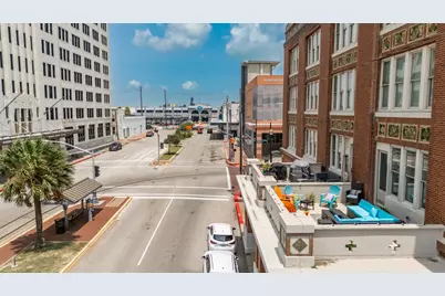 202 25th Street #202, Galveston, TX 77550 - Photo 33