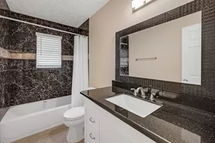 2910 Norwich St, Pearland, TX 77584 - Photo 19