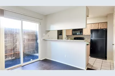 8020 Braesmain Drive #1603, Houston, TX 77025 - Photo 5