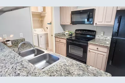 8020 Braesmain Drive #1603, Houston, TX 77025 - Photo 15