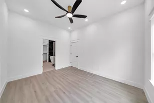 4902 Higgins St, Houston, TX 77033 - Photo 9