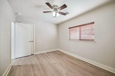 26872 Kings Park Hollow Drive, Kingwood, TX 77339 - Photo 23