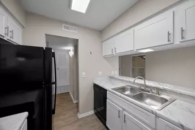 8810 Tallwood Drive #084, Austin, TX 78759 - Photo 3