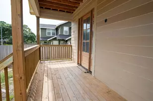 4539 Walker St, Houston, TX 77023 - Photo 7