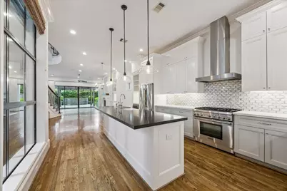 1301 Peden Street, Houston, TX 77006 - Photo 1