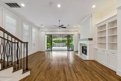 1301 Peden Street, Houston, TX 77006 - Photo 11