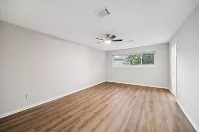6226 Bankside Drive, Houston, TX 77096 - Photo 13