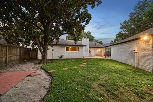 6226 Bankside Dr, Houston, TX 77096 - Photo 27
